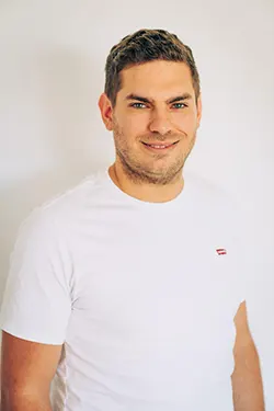 Christian Otto: Physiotherapeut, Manuelle Lymphdrainage, Osteopath in Ausbildung (Abschluss Sommer 2024)